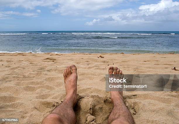 Photo libre de droit de Détente Sur La Plage banque d'images et plus d'images libres de droit de Admirer le paysage - Admirer le paysage, Au bord de, Bain de soleil