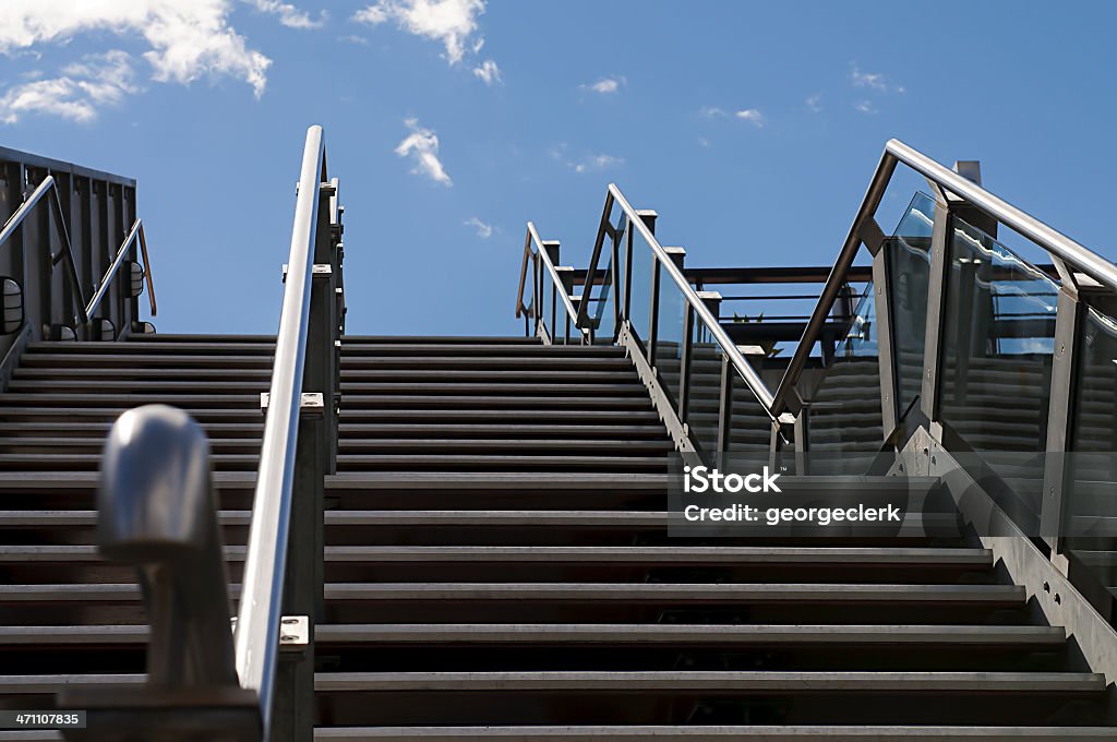 Moderna de escalera - Foto de stock de Accesibilidad libre de derechos