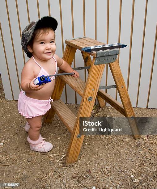 Costruzione Baby - Fotografie stock e altre immagini di Allegro - Allegro, Apprendista, Assistenza