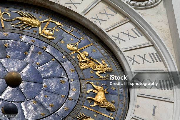 Photo libre de droit de Astrological Clock Piazza San Marco À Venise banque d'images et plus d'images libres de droit de Architecture - Architecture, Bleu, Chiffre romain