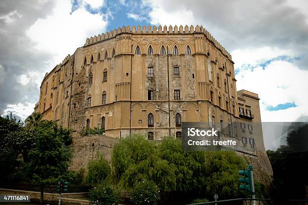 Palacio Real De Palermo Foto de stock y más banco de imágenes de Palazzo dei Normanni - Palazzo dei Normanni, Palermo - Sicilia, Arquitectura