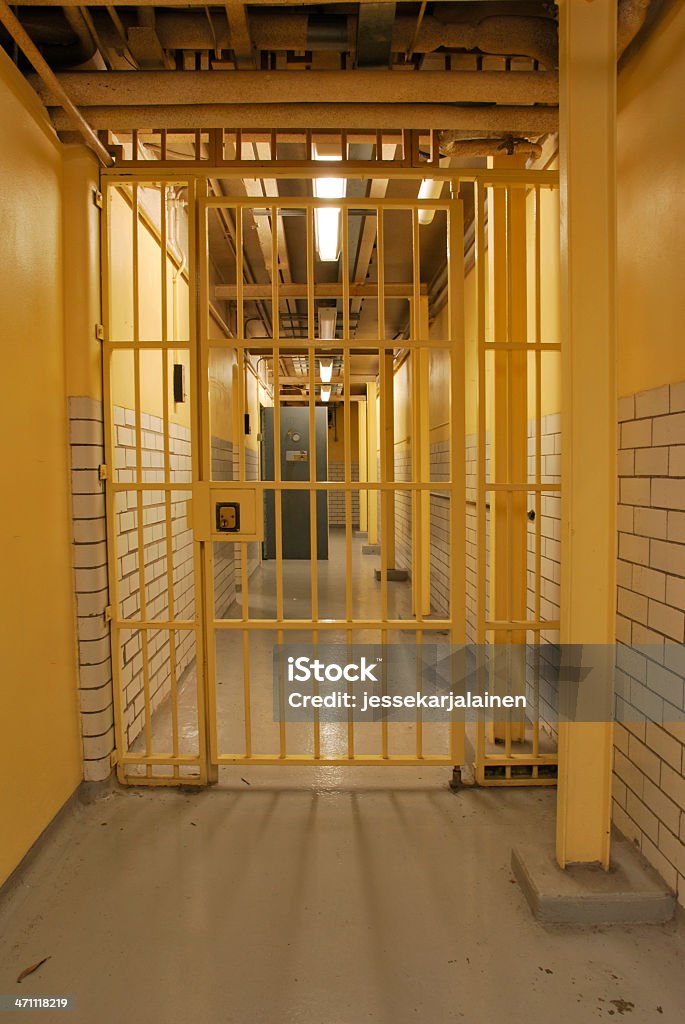 Fermé de la prison historique - Photo de Cellule de prison libre de droits