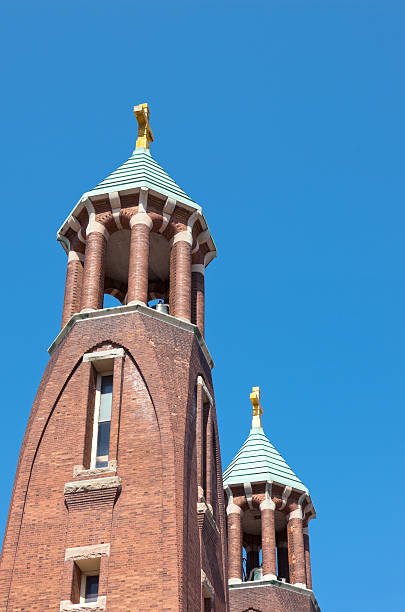 istock Church Twin Spires and Towers 471118558