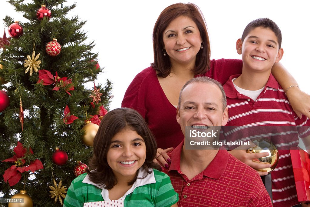 ヒスパニック系家族のクリスマス - 男の子のロイヤリティフリーストックフォト