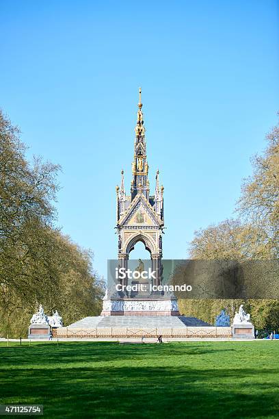 Albert Memorial Stock Photo - Download Image Now - 2015, Agricultural Field, Albert Memorial - Kensington Gardens