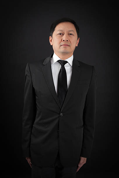 다른 표현을 하는 잘생긴 남자 다른 세트였다 옷 - saluting business businessman armed forces 뉴스 사진 이미지