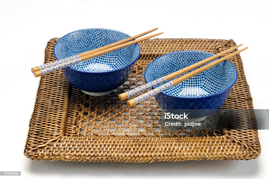 Vazio de azul de Arroz Chinês porcelana taças com pauzinhos XXXL - Royalty-free Dois Objetos Foto de stock