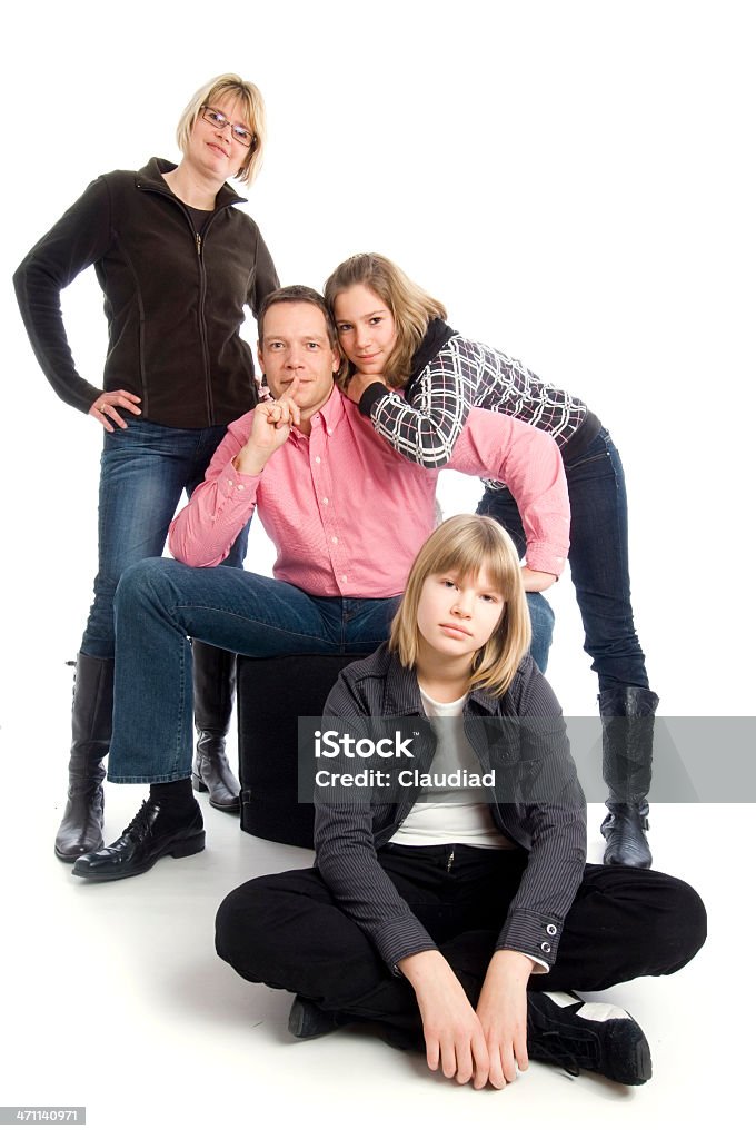 Famiglia con Ragazze adolescenti - Foto stock royalty-free di Composizione verticale