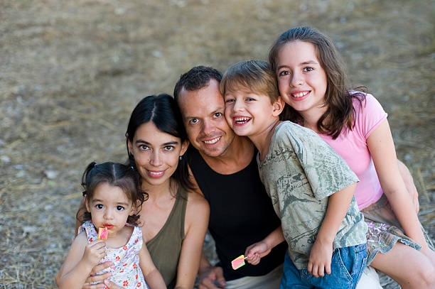 istock Happy family 471143287