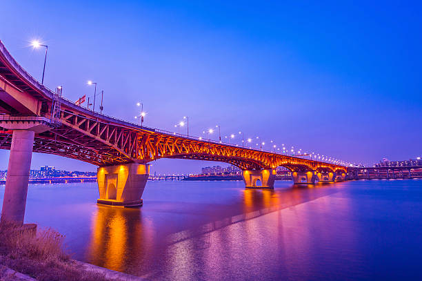 istock Seongsu bridge at night in seoul 471143750