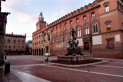 Early morning in Bologna, when nobody crawls the square.