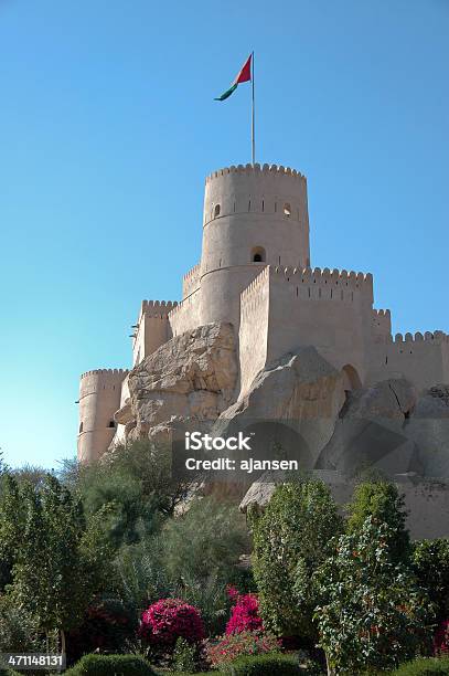 Photo libre de droit de Château Doman banque d'images et plus d'images libres de droit de Monument - Monument, Oman, Bleu