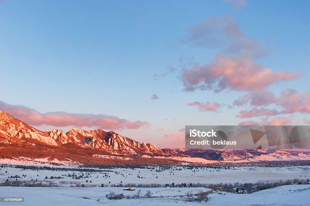 Lever du soleil sur les montagnes Flatirons - Photo de Boulder libre de droits