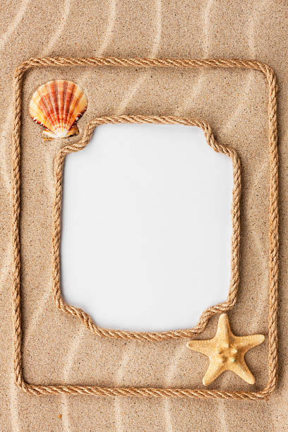 istock Two beautiful frame made of rope and sea shells 471150494