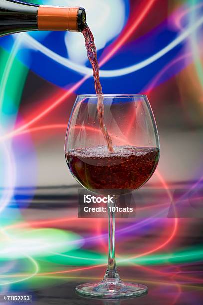 Rotwein Stockfoto und mehr Bilder von Alkoholisches Getränk - Alkoholisches Getränk, Altertümlich, Bildhintergrund