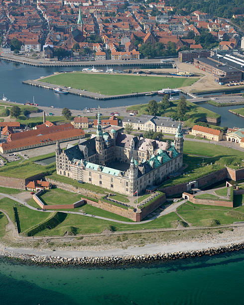 castelo de kronborg do ar - kronborg castle imagens e fotografias de stock