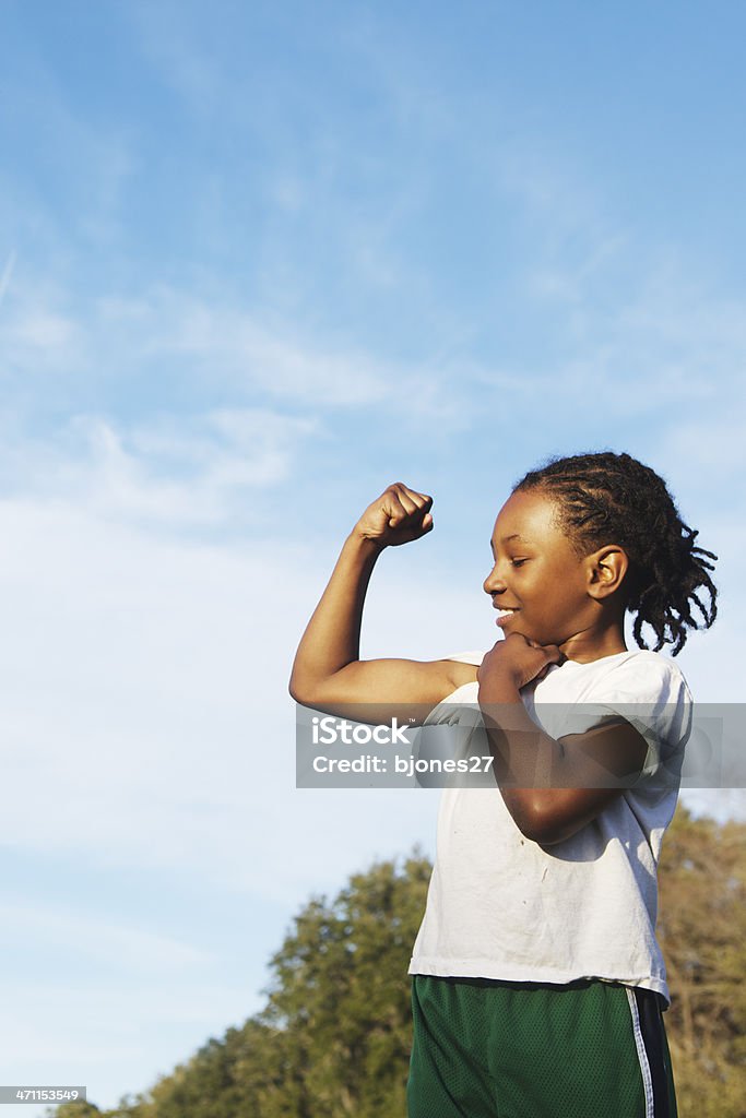 Músculos - Foto de stock de Flexionar los músculos libre de derechos