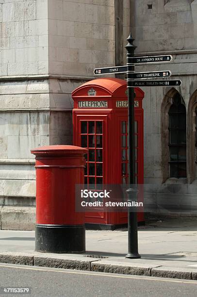 Londyn - zdjęcia stockowe i więcej obrazów Automat telefoniczny - Automat telefoniczny, City of London, Fleet Street