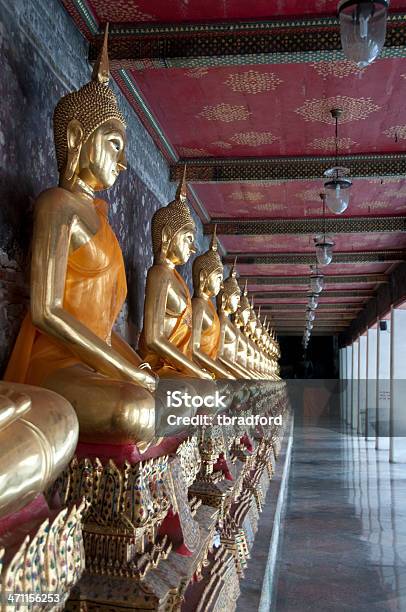 Photo libre de droit de Wat Suthat banque d'images et plus d'images libres de droit de Architecture - Architecture, Asie, Asie du Sud-Est