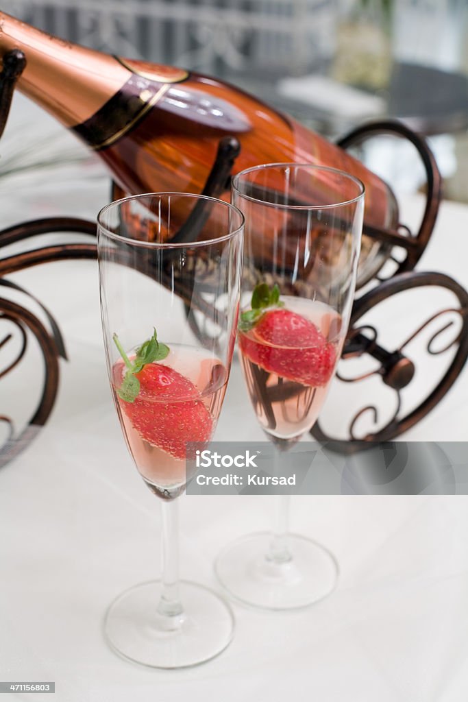 Cadre romantique avec Champagne - Photo de Alcool libre de droits