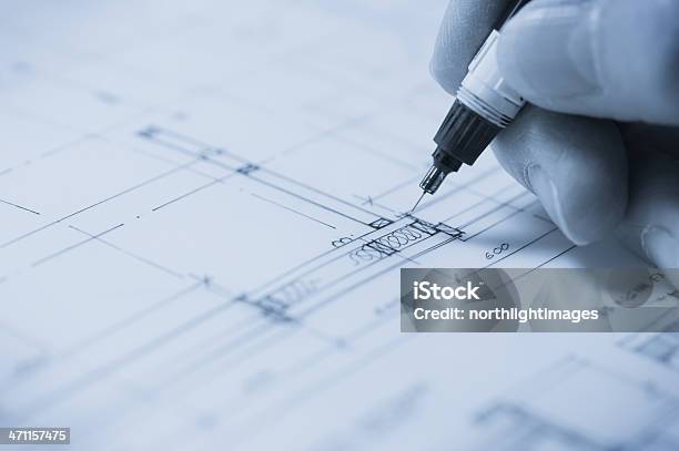 Architetto Disegno Piani - Fotografie stock e altre immagini di Affari finanza e industria - Affari finanza e industria, Ampliamento di una casa, Architetto