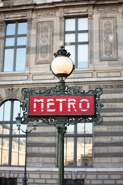 istock Paris Metro Sign, France 471158015