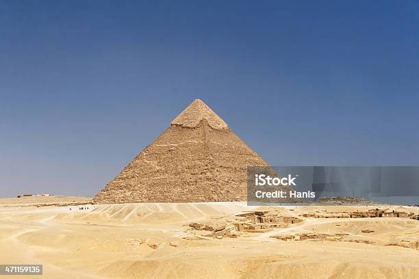 Pirâmide De Khafre - Fotografias de stock e mais imagens de Adulação - Adulação, Antigo, Areia