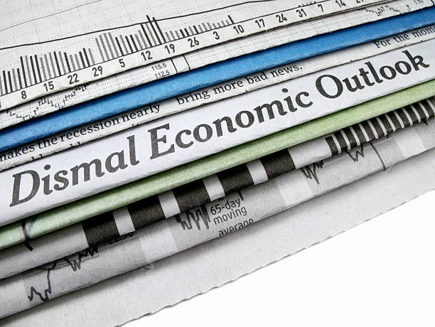 istock Dismal Economic Outlook 471160475