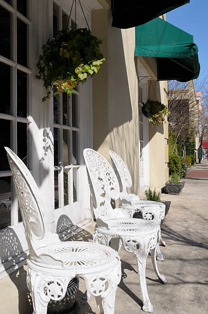 istock Sidewalk, Charleston, South Carolina 471167181