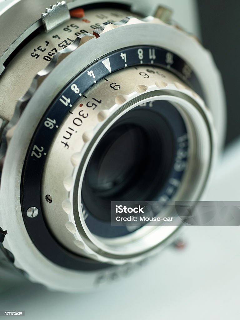 レンズと照射コントロールのヴィンテージ 35 mm カメラ - 1960～1969年のロイヤリティフリーストックフォト