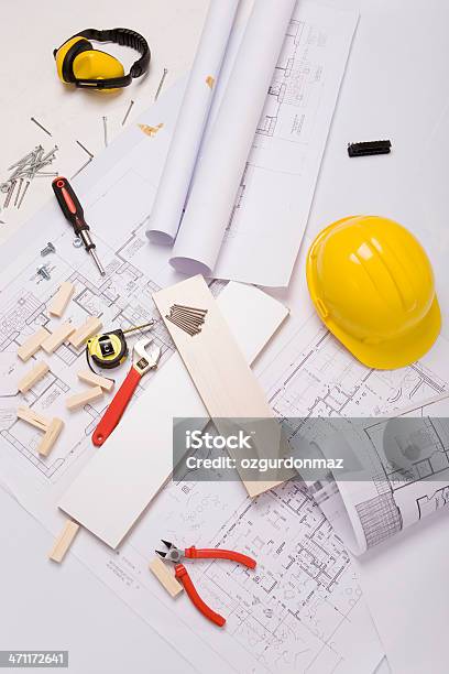 Fondo De Construcción Foto de stock y más banco de imágenes de Amarillo - Color - Amarillo - Color, Casco de deportes, Escritorio