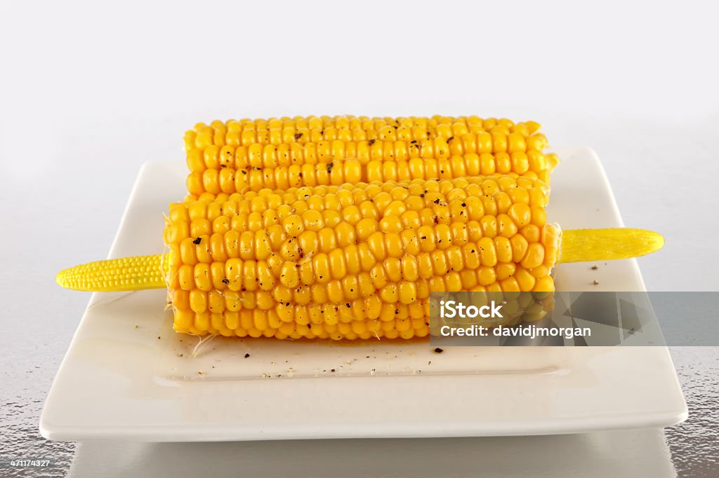 Buttered maíz tierno - Foto de stock de Alimento libre de derechos