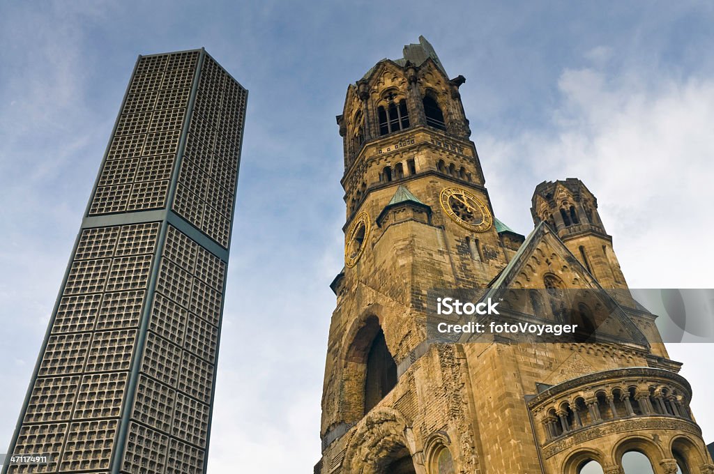 Берлин Kaiser-Wilhelm-Gedächtniskirche - Стоковые фото Берлин роялти-фри