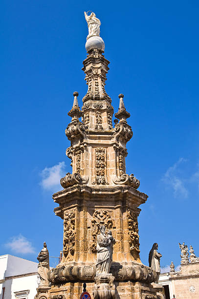 virgin colonna. nardò. puglia. italia. - pinnacle foto e immagini stock