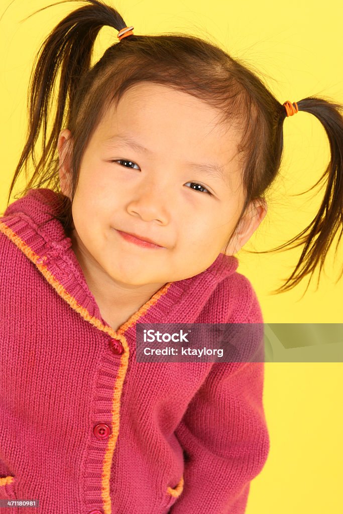 Jolie fillette asiatique - Photo de 2-3 ans libre de droits