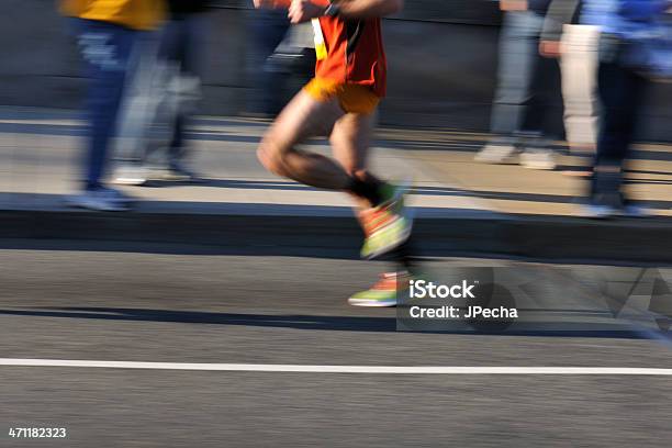 Männliche Läufer Motion Blur Defocussed Stockfoto und mehr Bilder von Aktiver Lebensstil - Aktiver Lebensstil, Aktivitäten und Sport, Athlet