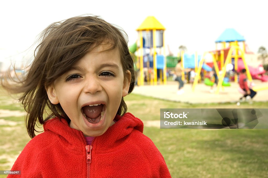 Linda niña divirtiéndose - Foto de stock de 2-3 años libre de derechos