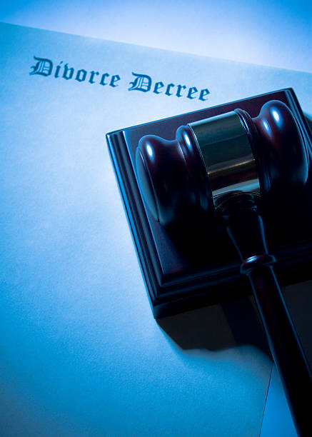 istock Gavel and Divorce Decree 471187545