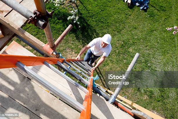 Bau Arbeiter Klettern Leiter Website Stockfoto und mehr Bilder von Leiter - Leiter, Baugewerbe, Baustelle