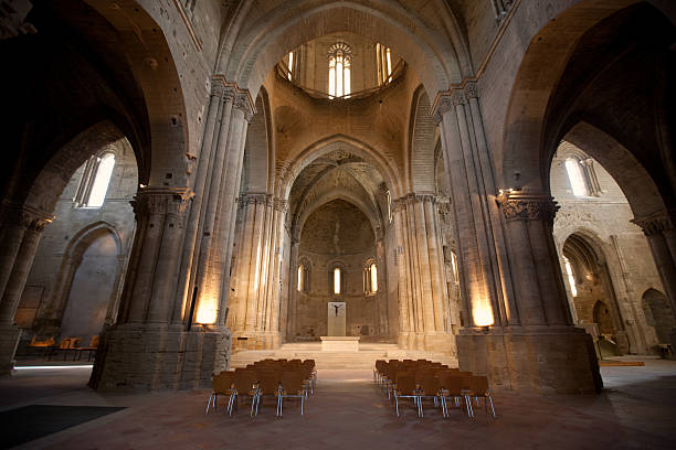 cattedrale di la seu vella lleida lérida spagna - church altar indoors dark foto e immagini stock