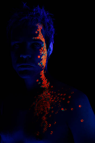 istock Low Key Neon Glow Portrait 471191881