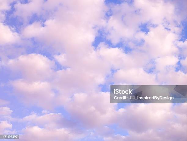 Photo libre de droit de Cloud Scape Au Crépuscule banque d'images et plus d'images libres de droit de Altocumulus - Altocumulus, Beauté, Beauté de la nature