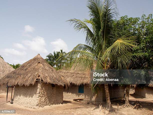 Foto de Afrovillage e mais fotos de stock de Serra Leoa - Serra Leoa, Abandonado, Aldeia