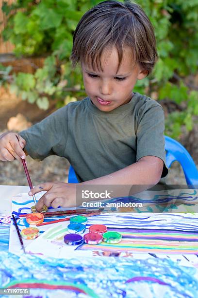 Creativea Figlioa - Fotografie stock e altre immagini di Acquerello - Acquerello, Affari finanza e industria, Ambientazione esterna