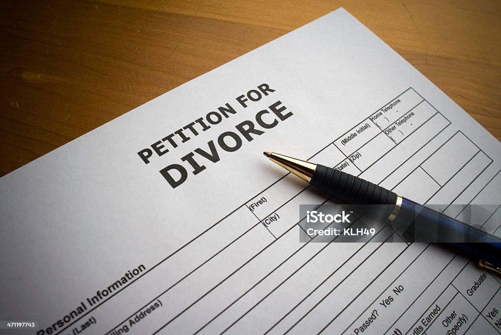 Rozwód dokumentu - Zbiór zdjęć royalty-free (Rozwód)