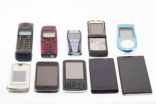 istock Old and new Mobile phones, smartphone 471199744