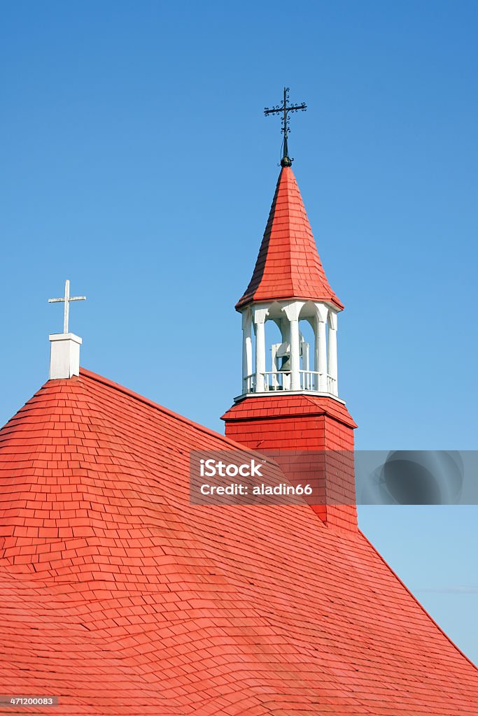 Antiga Igreja de Tadoussac - Foto de stock de América do Norte royalty-free