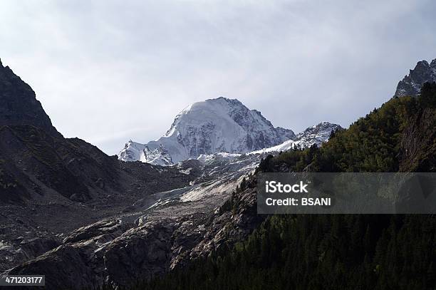 山の氷河 - ひびが入ったのストックフォトや画像を多数ご用意 - ひびが入った, エクストリームスポーツ, クレバス