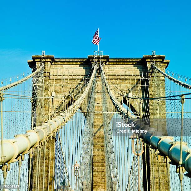 Ponte De Brooklyn - Fotografias de stock e mais imagens de Dia - Dia, Ponte de Brooklyn, Arco - Caraterística arquitetural