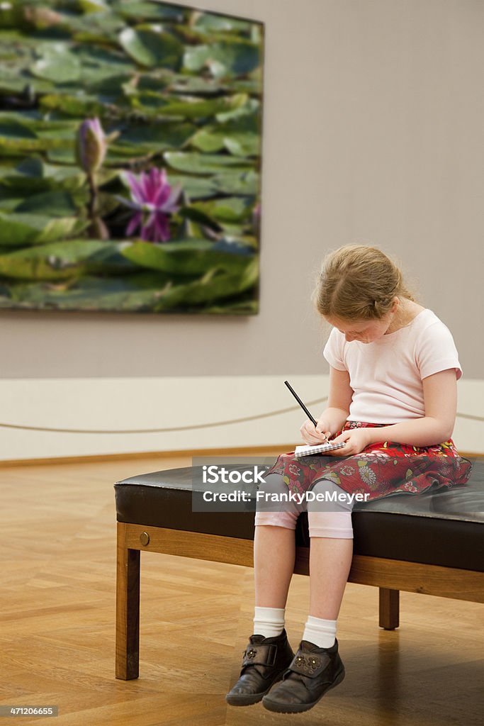 Garota no Museu - Foto de stock de Criança royalty-free